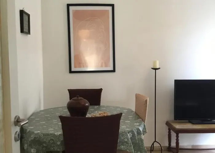 Contessina Apt Glyfada